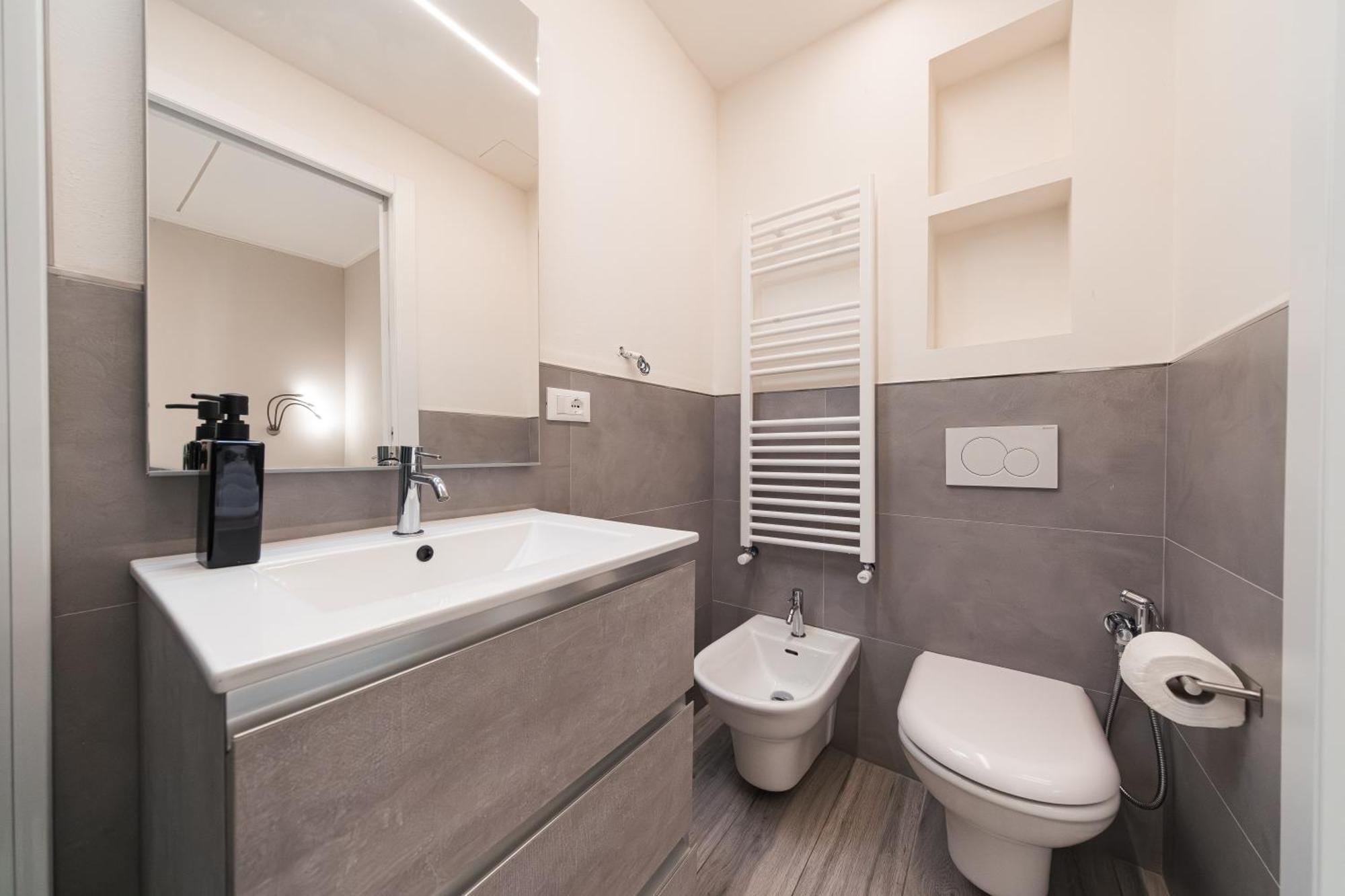 Dall'Arca Suites Bologna Station - Center - Fiera Exteriör bild