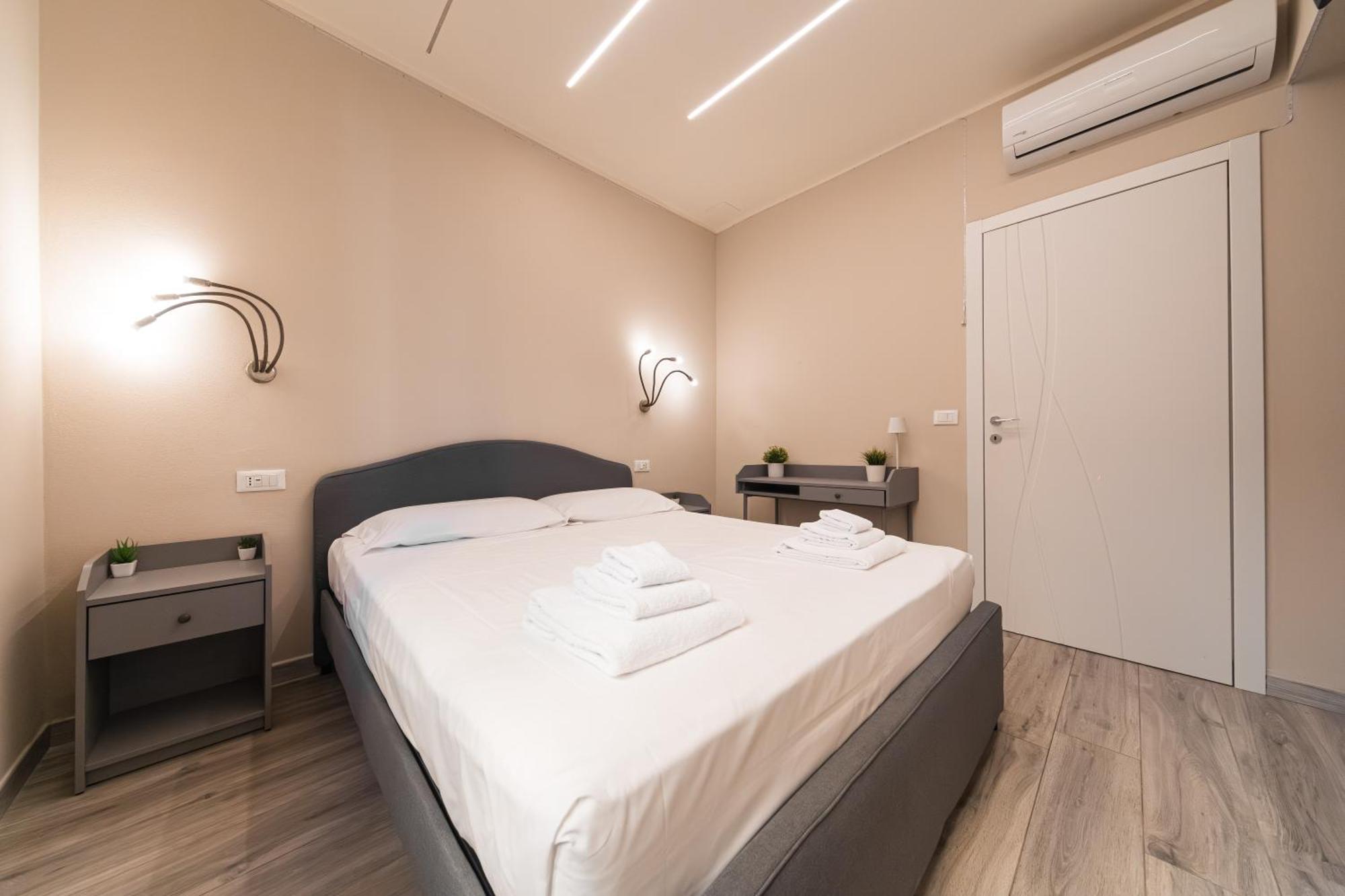 Dall'Arca Suites Bologna Station - Center - Fiera Exteriör bild