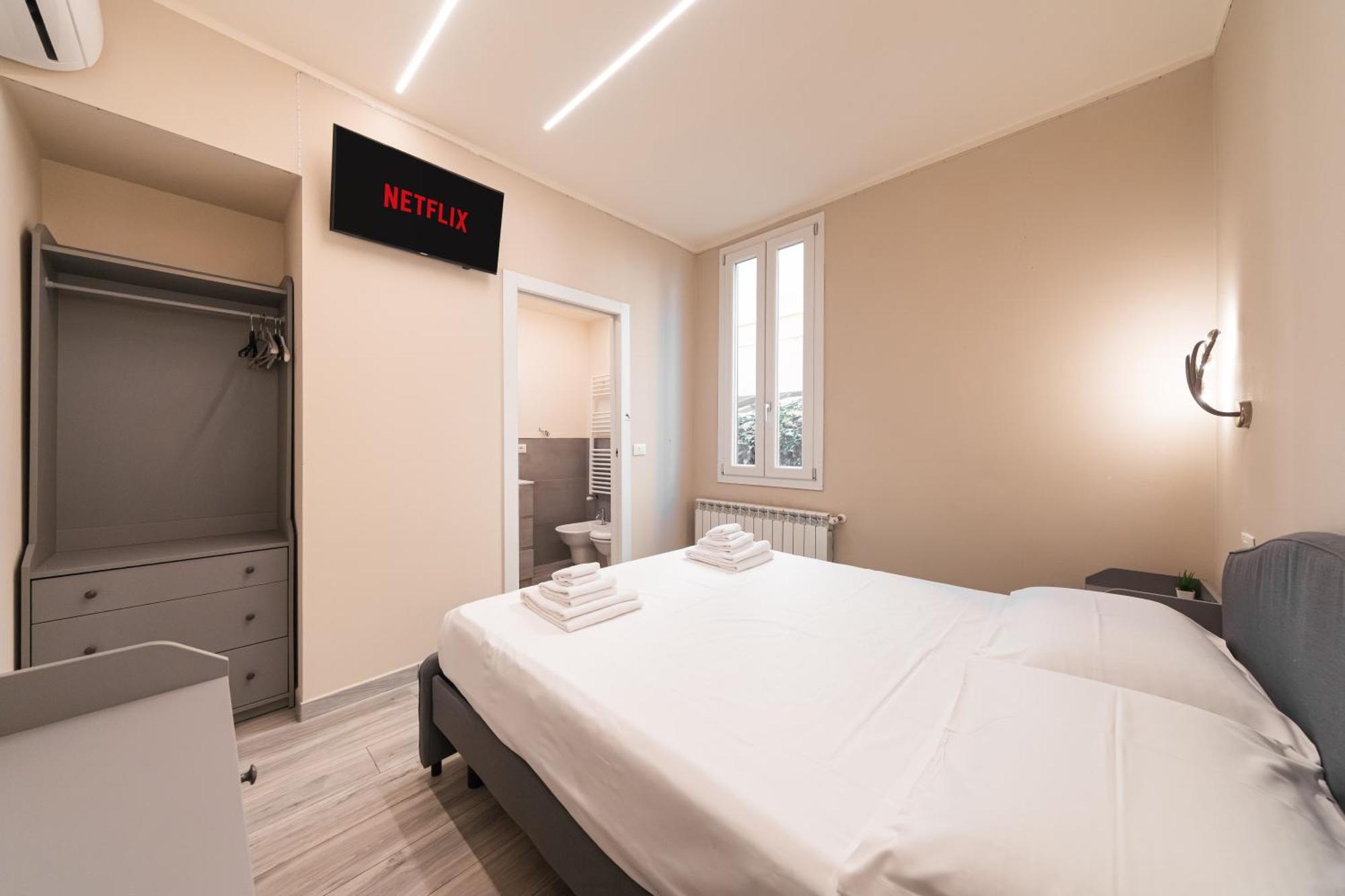 Dall'Arca Suites Bologna Station - Center - Fiera Exteriör bild